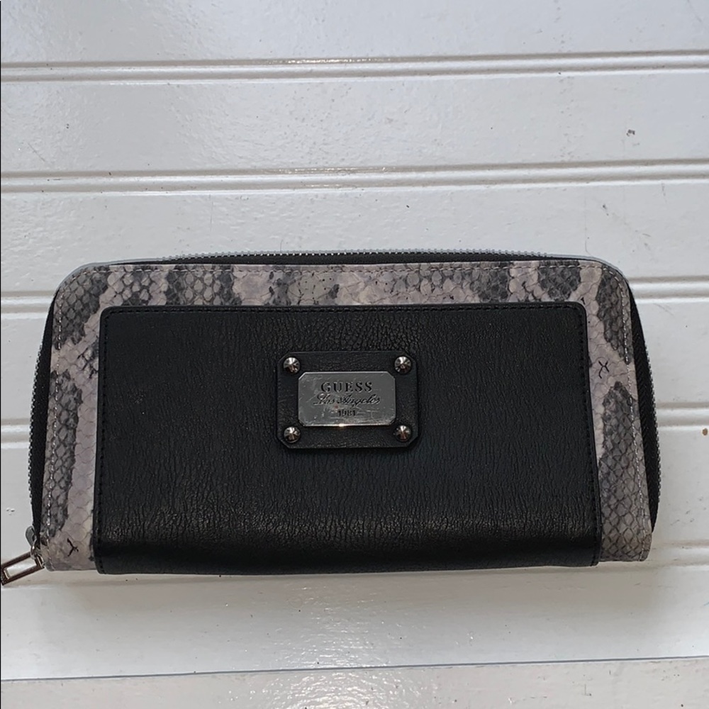 Guess wallet